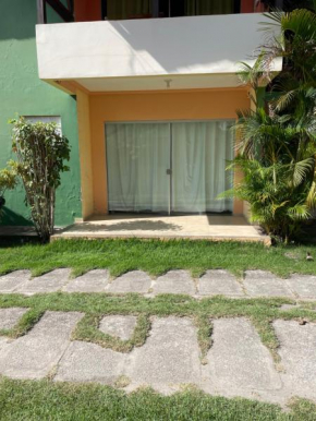 Apartamento próximo Arena Axé Moi